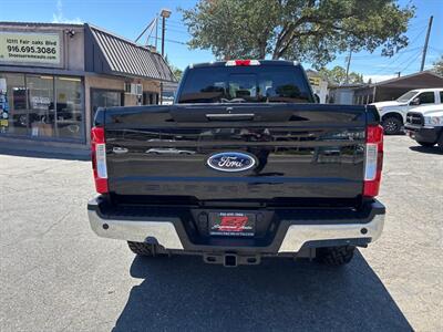 2017 Ford F-250 Super Duty Lariat SuperCrew*4X4*Rear Camera*Loaded*Moon Roof*   - Photo 10 - Fair Oaks, CA 95628