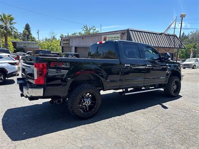 2017 Ford F-250 Super Duty Lariat SuperCrew*4X4*Rear Camera*Loaded*Moon Roof*   - Photo 8 - Fair Oaks, CA 95628