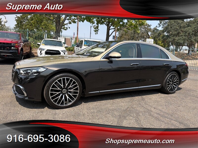 2022 Mercedes-Benz S 500 4MATIC*Loaded*Low Miles*Dual Moon Roof*  