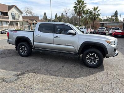 2017 Toyota Tacoma Double Cab TRD Off-Road*4X4*Rear Camera*   - Photo 6 - Fair Oaks, CA 95628