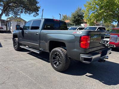 2017 Chevrolet Silverado 2500HD LTZ Crew Cab*4X4*Tow Package*Rear Camera*Loaded* - Photo 11 - Fair Oaks, CA 95628