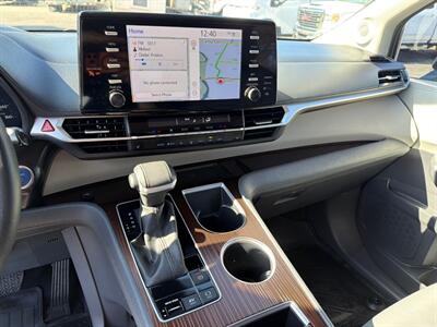 2023 Toyota Sienna XLE 7-Passenger*AWD*Hybrid*Loaded*Third Row Seats* - Photo 18 - Fair Oaks, CA 95628