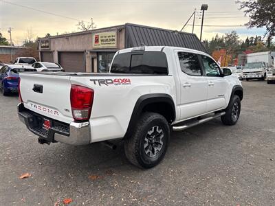 2017 Toyota Tacoma Double Cab TRD Off-Road*4X4*Low Miles*Rear Camera* - Photo 8 - Fair Oaks, CA 95628