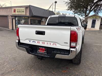 2017 Toyota Tacoma Double Cab TRD Off-Road*4X4*Low Miles*Rear Camera* - Photo 9 - Fair Oaks, CA 95628