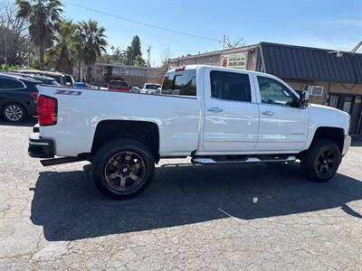 2016 Chevrolet Silverado 2500 LTZ Crew Cab*4X4*Tow Package*Z71 Package*Gas*6.0L*   - Photo 10 - Fair Oaks, CA 95628