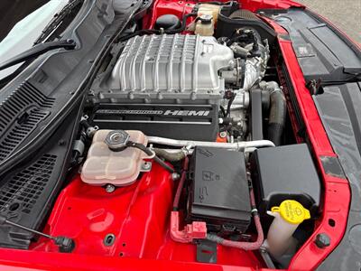 2016 Dodge Challenger SRT Hellcat*6 Speed Manual*Moon Roof*One Owner*   - Photo 26 - Fair Oaks, CA 95628