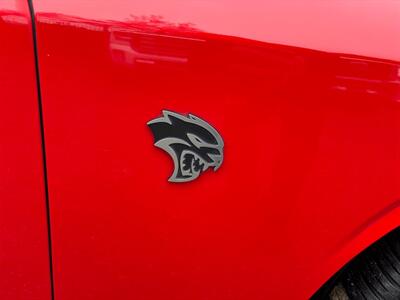 2016 Dodge Challenger SRT Hellcat*6 Speed Manual*Moon Roof*One Owner*   - Photo 24 - Fair Oaks, CA 95628