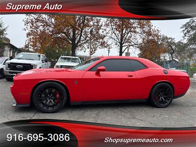 2016 Dodge Challenger SRT Hellcat*6 Speed Manual*Moon Roof*One Owner* Coupe