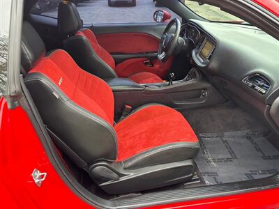 2016 Dodge Challenger SRT Hellcat*6 Speed Manual*Moon Roof*One Owner*   - Photo 20 - Fair Oaks, CA 95628