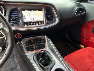 2016 Dodge Challenger SRT Hellcat*6 Speed Manual*Moon Roof*One Owner*   - Photo 16 - Fair Oaks, CA 95628