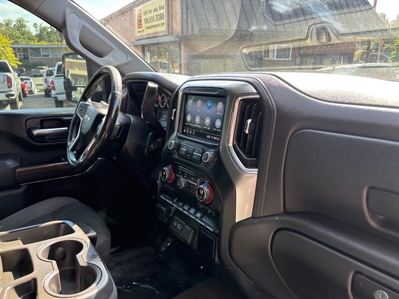 2021 Chevrolet Silverado 2500HD LT photo 22