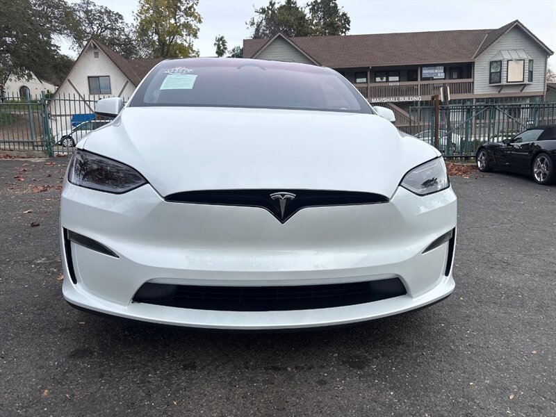 2023 Tesla Model X Standard Range photo 3