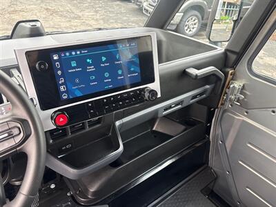 2025 Chevrolet BrightDrop 600 AWD*One Owner*360 Camera*Heated Seat*   - Photo 17 - Fair Oaks, CA 95628