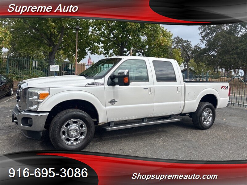 2014 Ford F-350 Super Duty Lariat Crew Cab*4X4*Tow Package*FX4*  