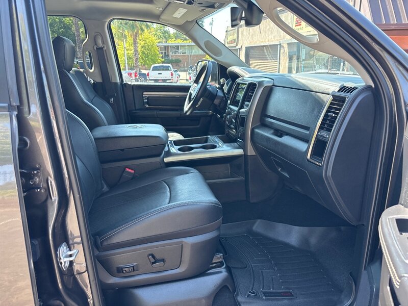 2018 Ram 3500 Laramie photo 24