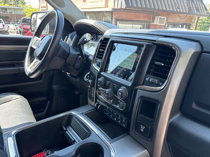2018 Ram 3500 Laramie photo 25