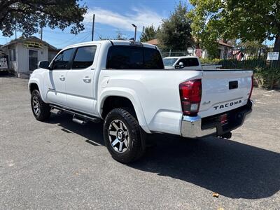 2019 Toyota Tacoma SR5 V6 Double Cab*4X4*Rear Camera*Tow Package*   - Photo 11 - Fair Oaks, CA 95628