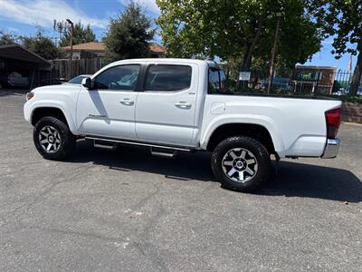 2019 Toyota Tacoma SR5 V6 Double Cab*4X4*Rear Camera*Tow Package*   - Photo 12 - Fair Oaks, CA 95628