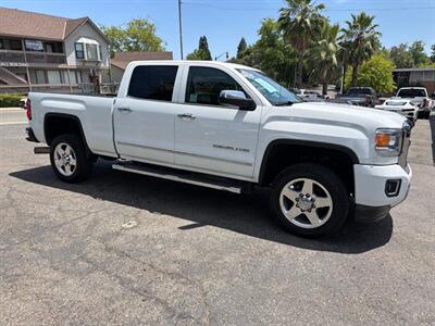 2015 GMC Sierra 2500HD Denali Crew Cab*4X4*Tow Package*One Owner*Loaded*   - Photo 6 - Fair Oaks, CA 95628