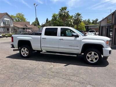 2015 GMC Sierra 2500HD Denali Crew Cab*4X4*Tow Package*One Owner*Loaded*   - Photo 7 - Fair Oaks, CA 95628