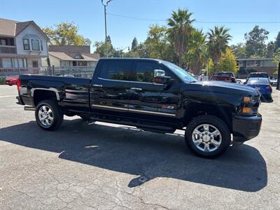 2017 Chevrolet Silverado 2500 LTZ Crew Cab*4X4*Tow Package*Z71 Package*One Owner   - Photo 6 - Fair Oaks, CA 95628