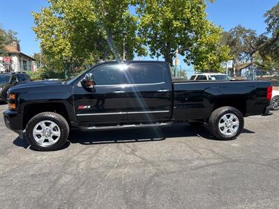 2017 Chevrolet Silverado 2500 LTZ Crew Cab*4X4*Tow Package*Z71 Package*One Owner   - Photo 12 - Fair Oaks, CA 95628