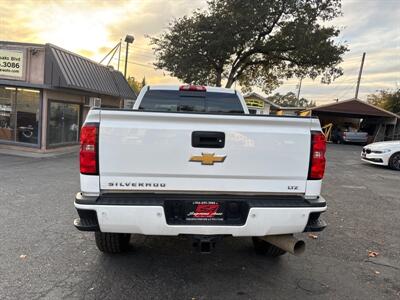 2017 Chevrolet Silverado 2500 LTZ Crew Cab*4X4*Tow Package*Z71 Package*One Owner   - Photo 9 - Fair Oaks, CA 95628