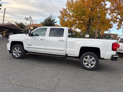 2017 Chevrolet Silverado 2500 LTZ Crew Cab*4X4*Tow Package*Z71 Package*One Owner   - Photo 11 - Fair Oaks, CA 95628