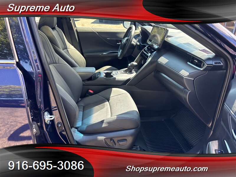 2021 Toyota Venza Limited photo 58