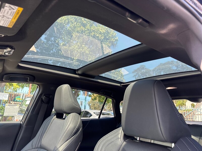 2021 Toyota Venza Limited photo 20