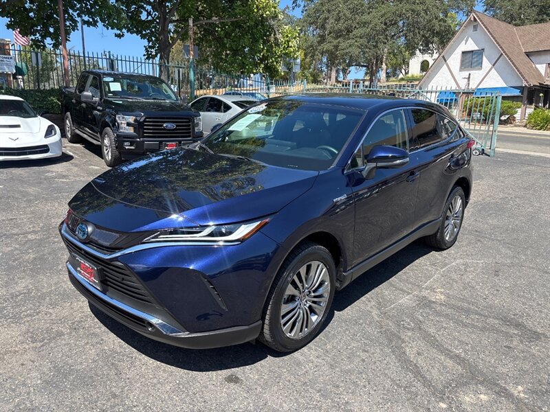 2021 Toyota Venza Limited photo 12
