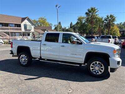 2017 GMC Sierra 2500HD Denali Crew Cab*4X4*Tow Package*Rear Camera*Loaded   - Photo 6 - Fair Oaks, CA 95628