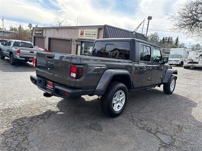 2022 Jeep Gladiator Sport S *4X4*Rear Camera*Hard Top*One Owner* - Photo 10 - Fair Oaks, CA 95628