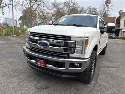 2018 Ford F-250 Super Duty Lariat SuperCrew*4X4*Tow Package*Moon Roof*FX4*   - Photo 3 - Fair Oaks, CA 95628