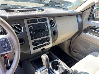 2012 Ford Expedition EL XLT*RWD*Third Row Seats*Moon Roof*V8 5.4 L*   - Photo 17 - Fair Oaks, CA 95628