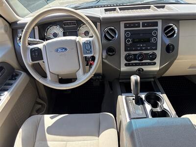 2012 Ford Expedition EL XLT*RWD*Third Row Seats*Moon Roof*V8 5.4 L*   - Photo 21 - Fair Oaks, CA 95628