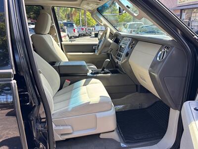 2012 Ford Expedition EL XLT*RWD*Third Row Seats*Moon Roof*V8 5.4 L*   - Photo 22 - Fair Oaks, CA 95628