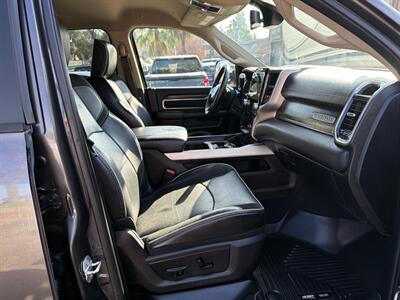 2019 RAM 3500 Laramie Crew Cab*4X4*DRW*Tow Package*Aisin*   - Photo 22 - Fair Oaks, CA 95628