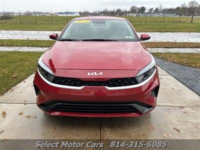2023 Kia Forte LXS   - Photo 3 - Erie, PA 16505
