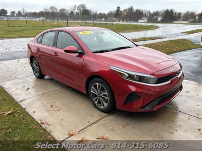 2023 Kia Forte LXS   - Photo 2 - Erie, PA 16505