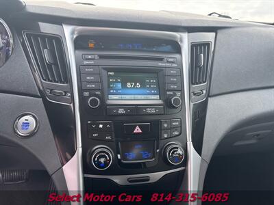 2014 Hyundai SONATA SE 2.0T   - Photo 10 - Erie, PA 16505