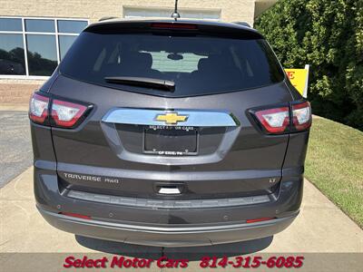 2017 Chevrolet Traverse LT   - Photo 4 - Erie, PA 16505