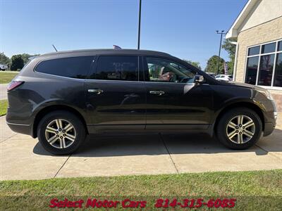 2017 Chevrolet Traverse LT   - Photo 5 - Erie, PA 16505