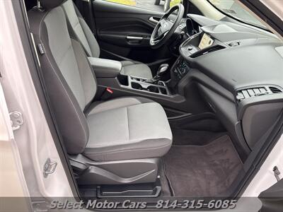 2019 Ford Escape SE AWD - Photo 13 - Erie, PA 16505