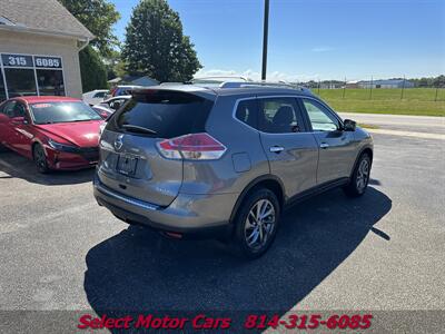 2016 Nissan Rogue SL   - Photo 8 - Erie, PA 16505