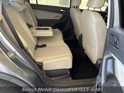 2018 Volkswagen Tiguan 2.0T SEL 4Motion  AWD - Photo 8 - Erie, PA 16505