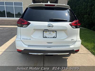 2018 Nissan Rogue SV - Photo 3 - Erie, PA 16505