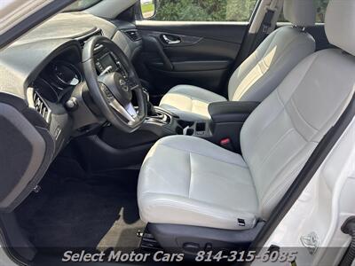 2018 Nissan Rogue SV - Photo 8 - Erie, PA 16505