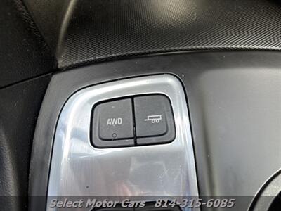 2018 Chevrolet Equinox LT  AWD - Photo 13 - Erie, PA 16505