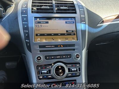2017 Lincoln MKZ/Zephyr Reserve  AWD - Photo 2 - Erie, PA 16505
